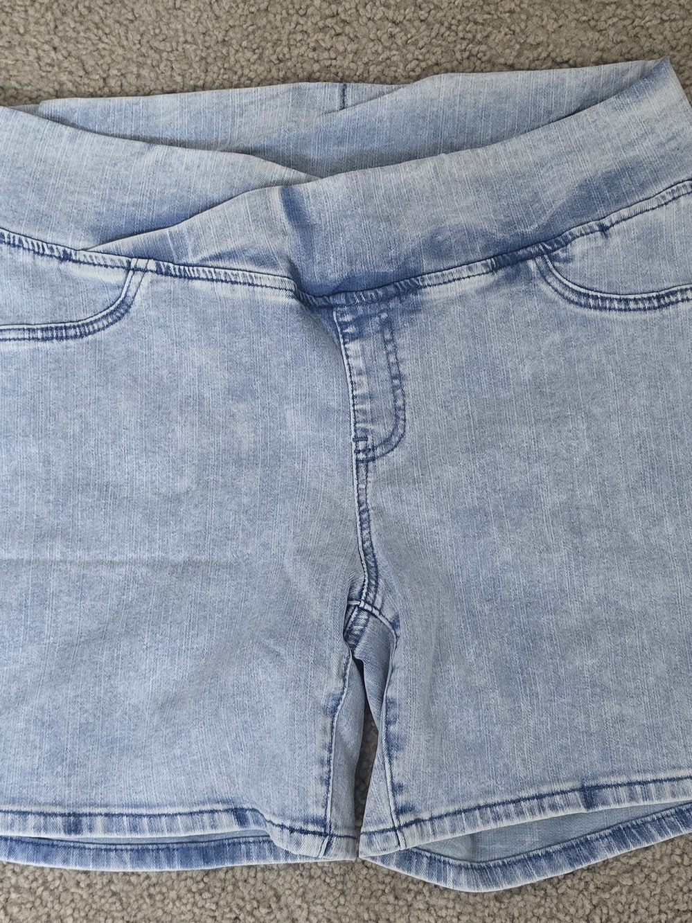 SHEIN Light Blue Denim-Look Jegging Shorts
